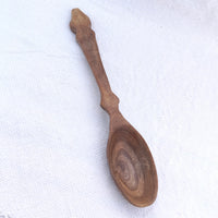 Cuchara de madera de naranjo, detalle del mango