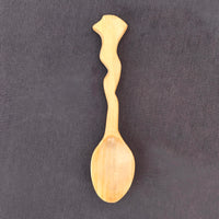 Cuchara de madera de olivo, detalle de la veta