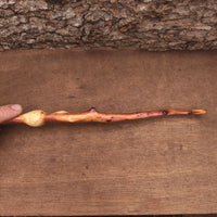 Varita de madera de juniperus 3 tallada a mano, detalle 4